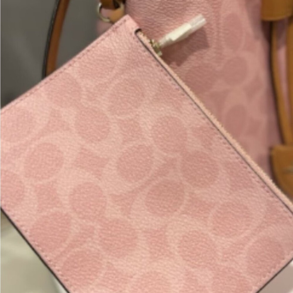 💍Coach Rowan Bucket Bag in Signature Canvas w/ Charms - Picture 5 of 6